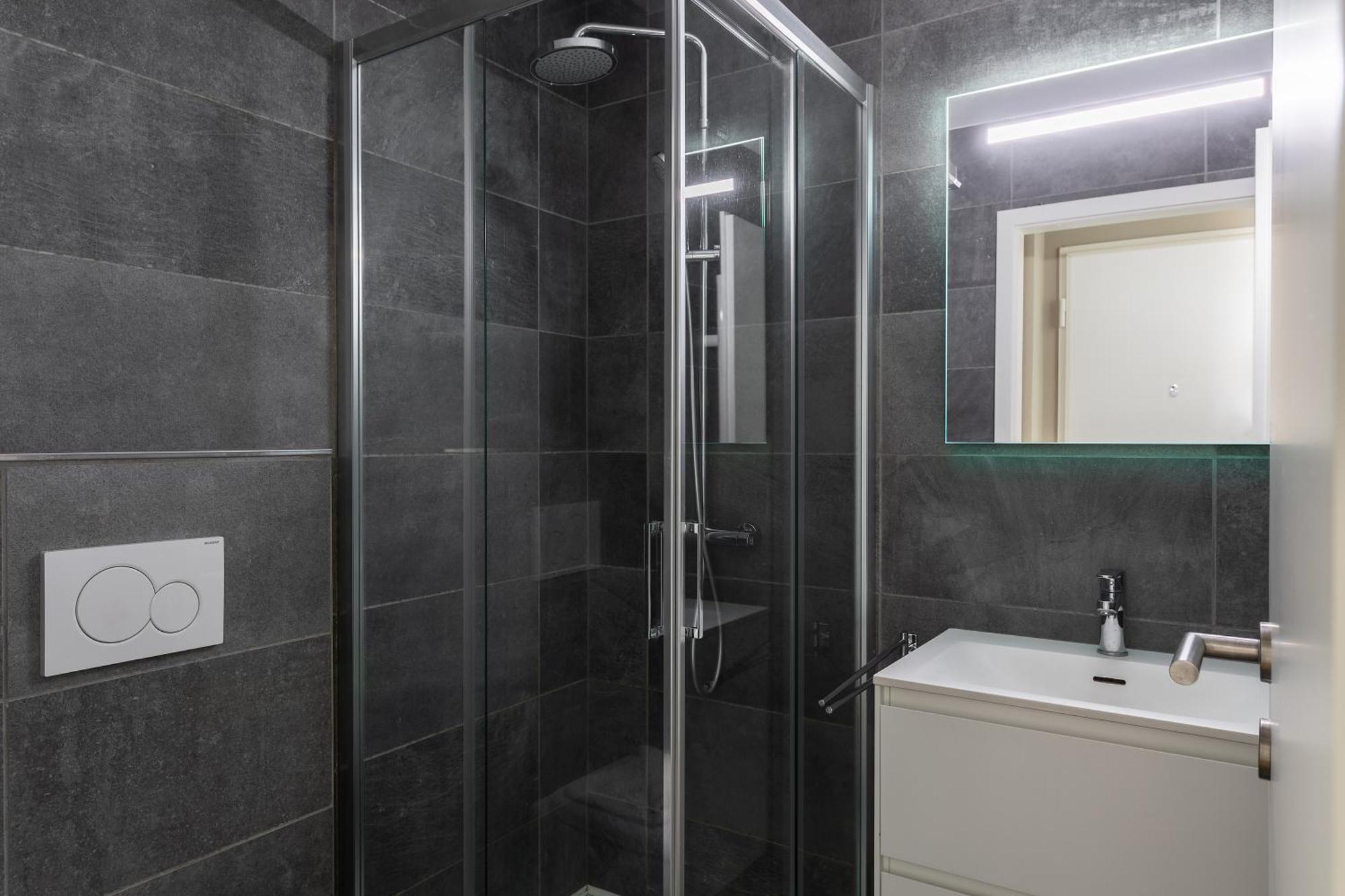 Minerva Apartments By Quokka 360 - Close To Lugano Station Buitenkant foto